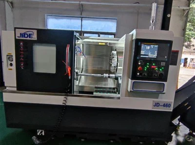 mesin bubut CNC
